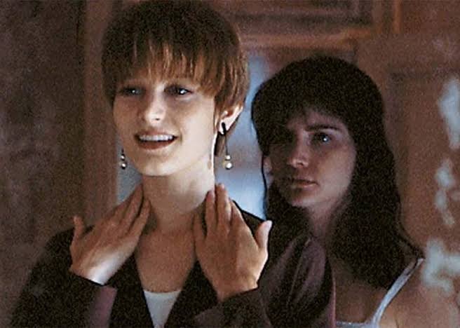 “Single White Female”, Bridget Fonda and the Early ’90s Gen X Quest for Affordable&nbsp;Housing